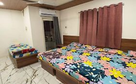 Hotel Shree Sidhi Vinayak